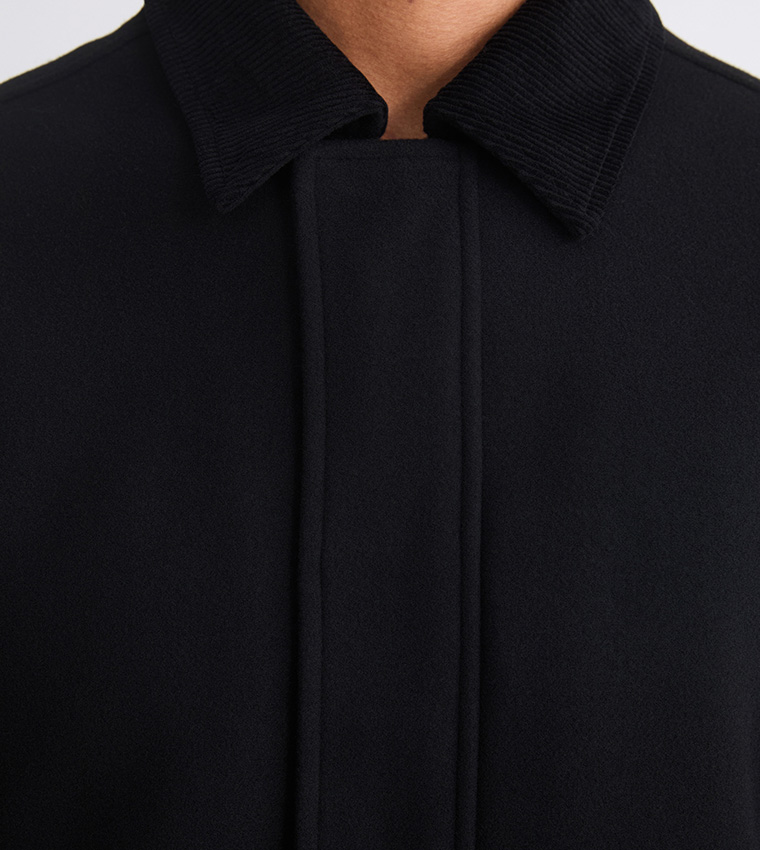 Long Sleeves Standard Fit Collared Jacket