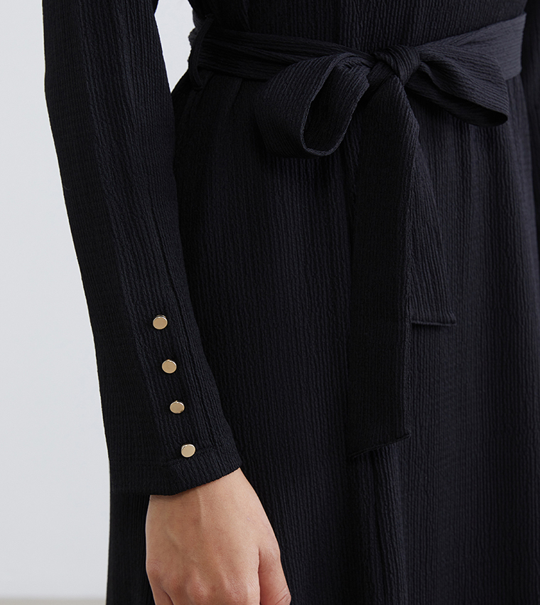 Textured Crew Neck Belted Maxi Dress