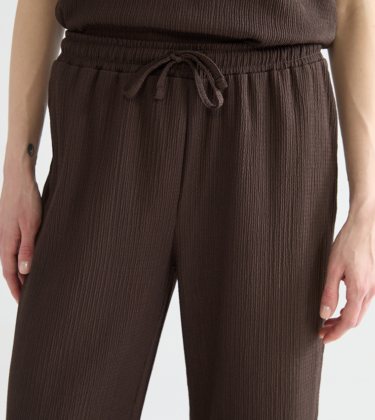 Textured Drawstring Waist Straight Fit Pants