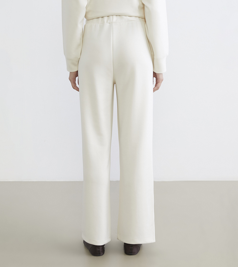 بنطلون رياضي بخصر مطاطي