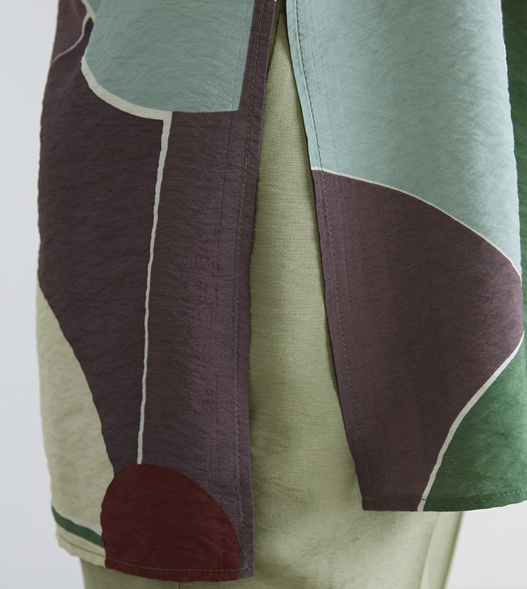 Patterned 3/4 Sleeves Oversized Top