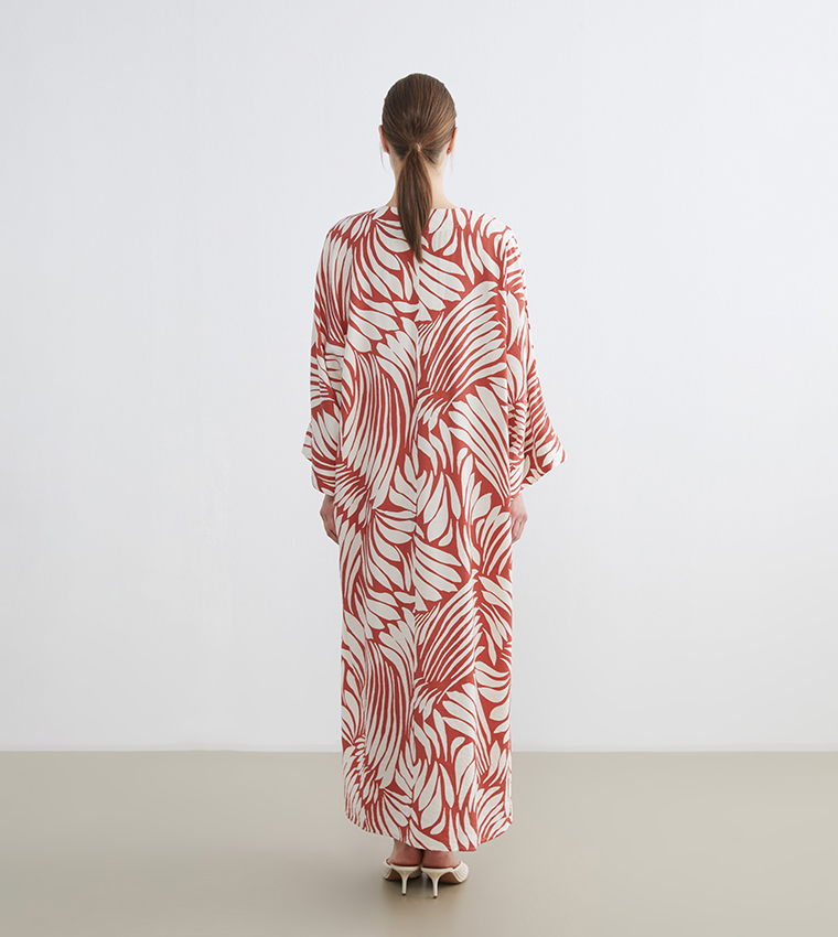 Patterned V-Neck 3/4 Sleeves Midaxi Dress