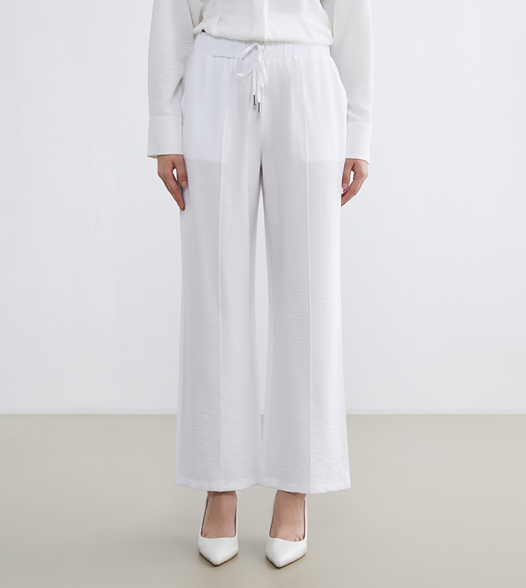 بنطلون واسع برباط 