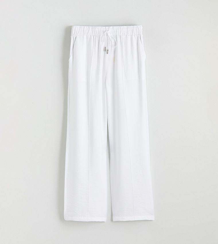 بنطلون واسع برباط 