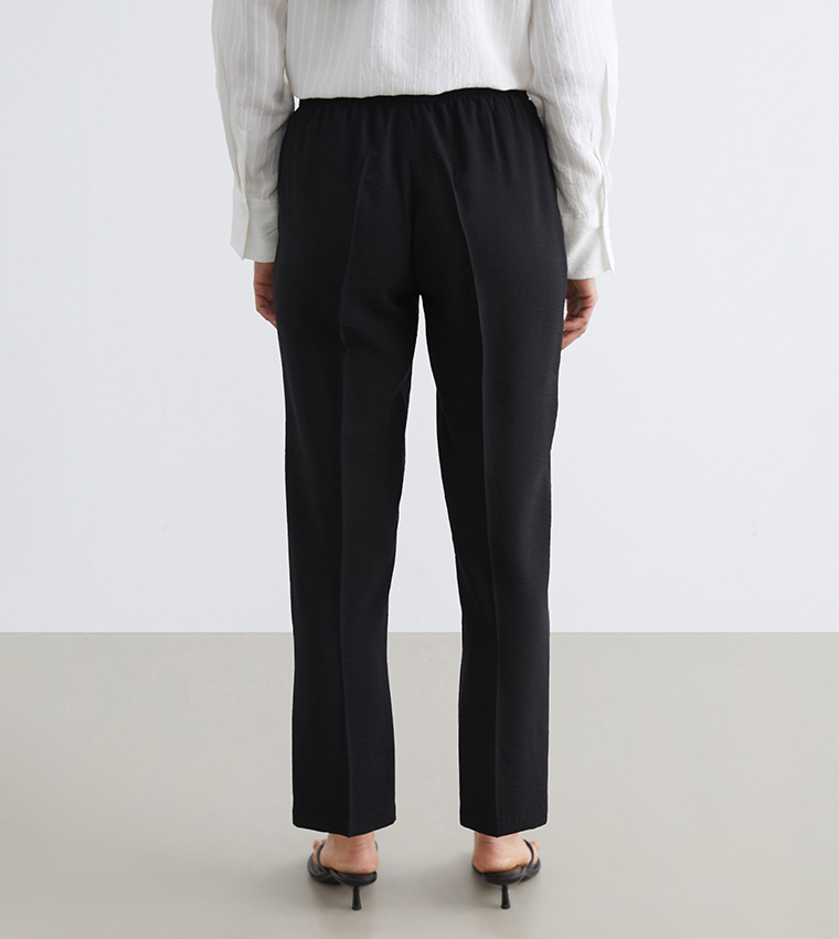 بنطلون سادة بخصر مرن وقصة كاروت