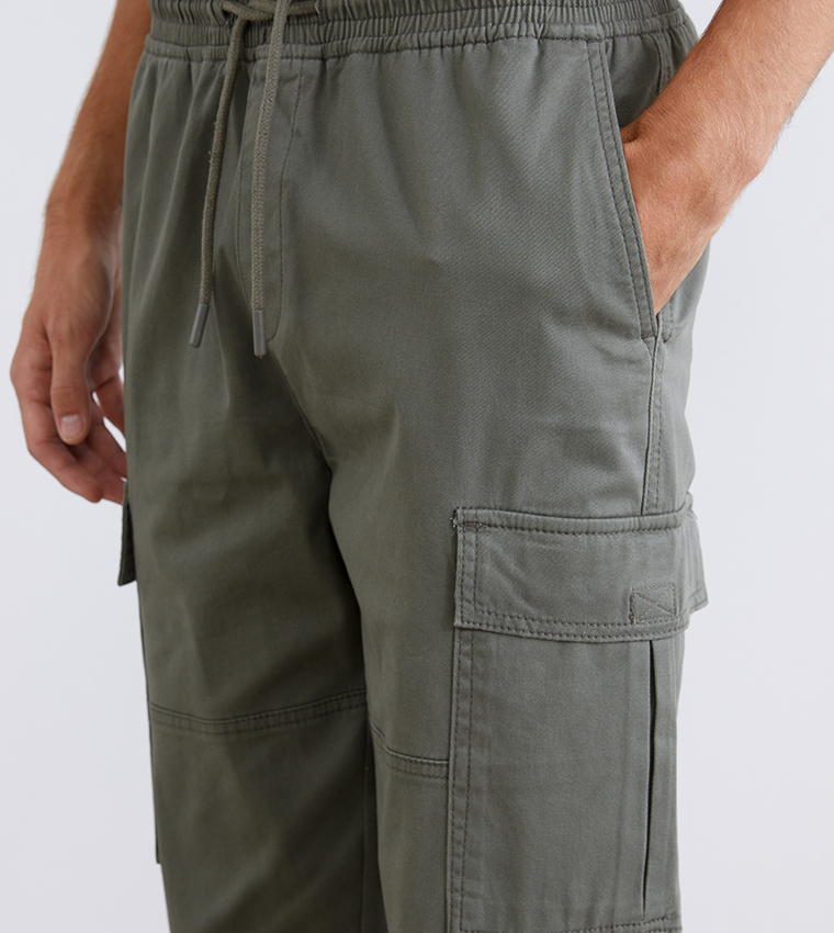 Mid Rise Slim Fit Twill Cargo Trousers