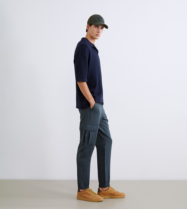 Mid Rise Slim Fit Cargo Trousers