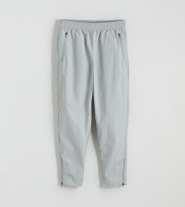 Elastic Waist Slim Fit Sweatpants