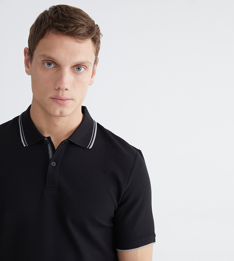 Textured Short Sleeves Polo T-Shirt