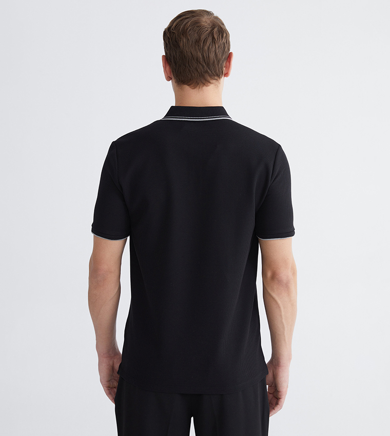 Textured Short Sleeves Polo T-Shirt