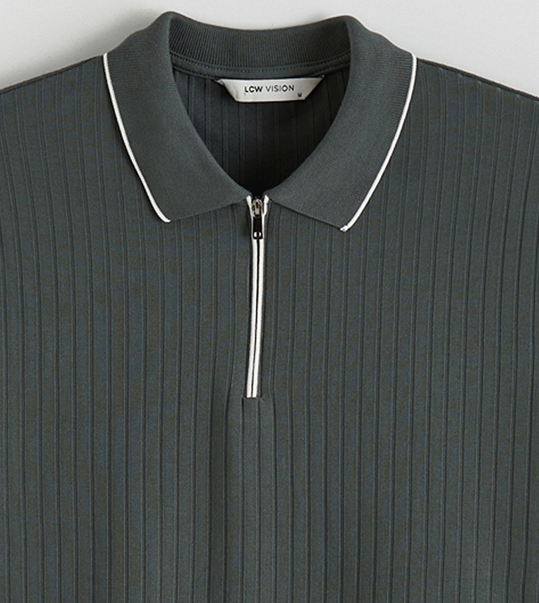 تيشيرت بولو بكم قصير