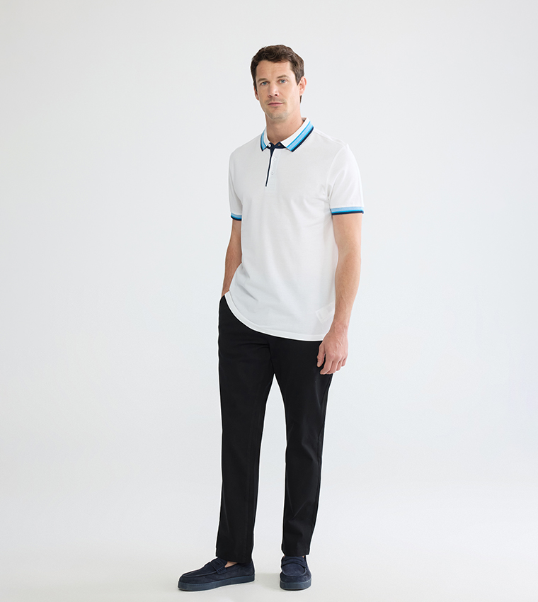 تيشيرت بولو بكم قصير بحواف متباينة