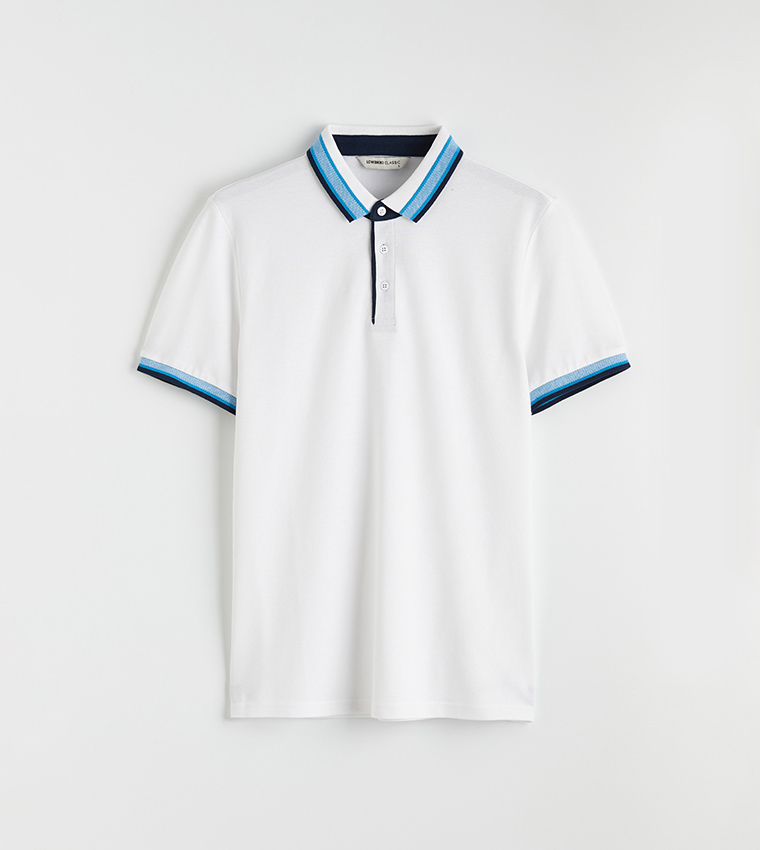 تيشيرت بولو بكم قصير بحواف متباينة