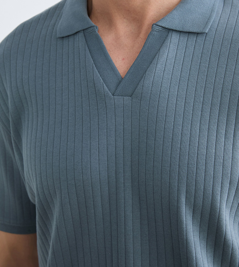 تيشيرت بولو رجالي مرن كم قصير 