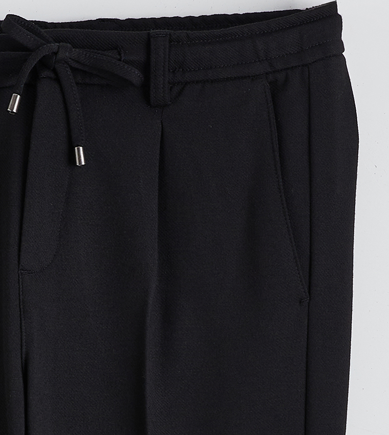 Mid Rise Slim Fit Trousers