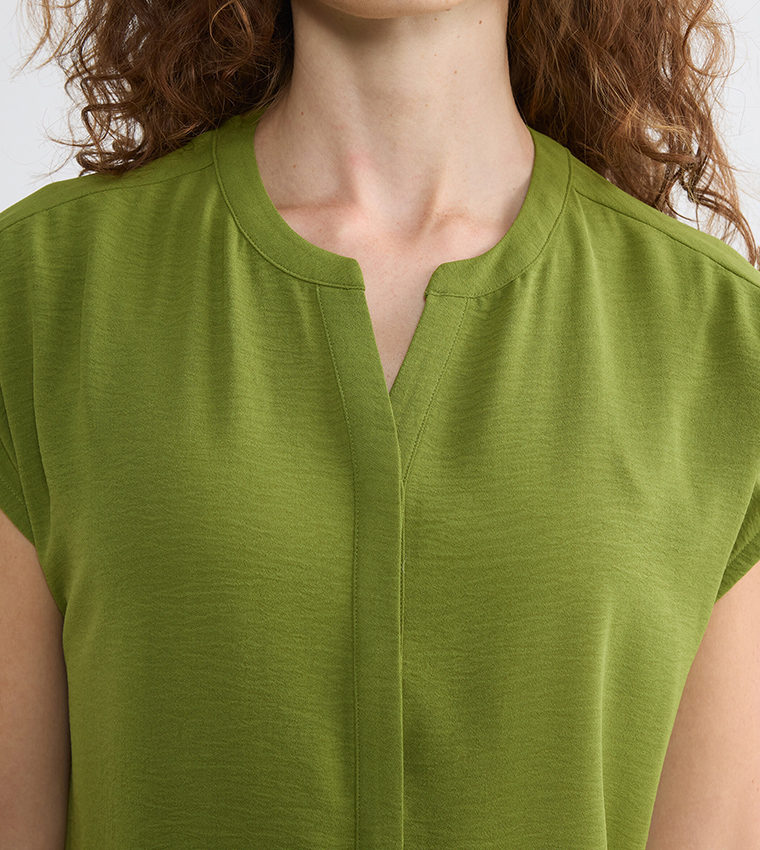 Solid Short Sleeves Woven Top