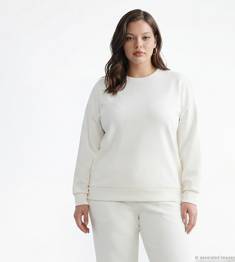 سويتشيرت أوفرسايز بقبة مستديرة