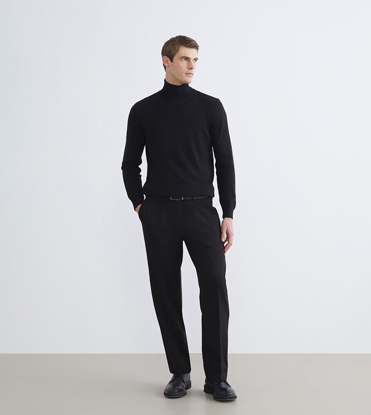 Solid Mid Rise Slim Fit Trousers