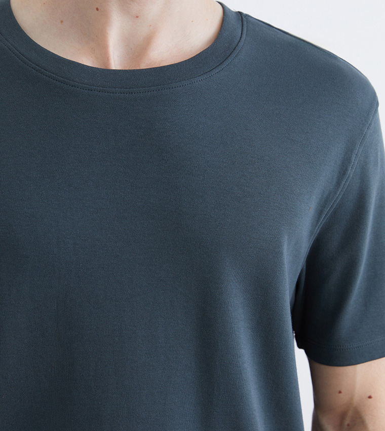 تيشيرت رجالي كاجوال سادة كم قصير 