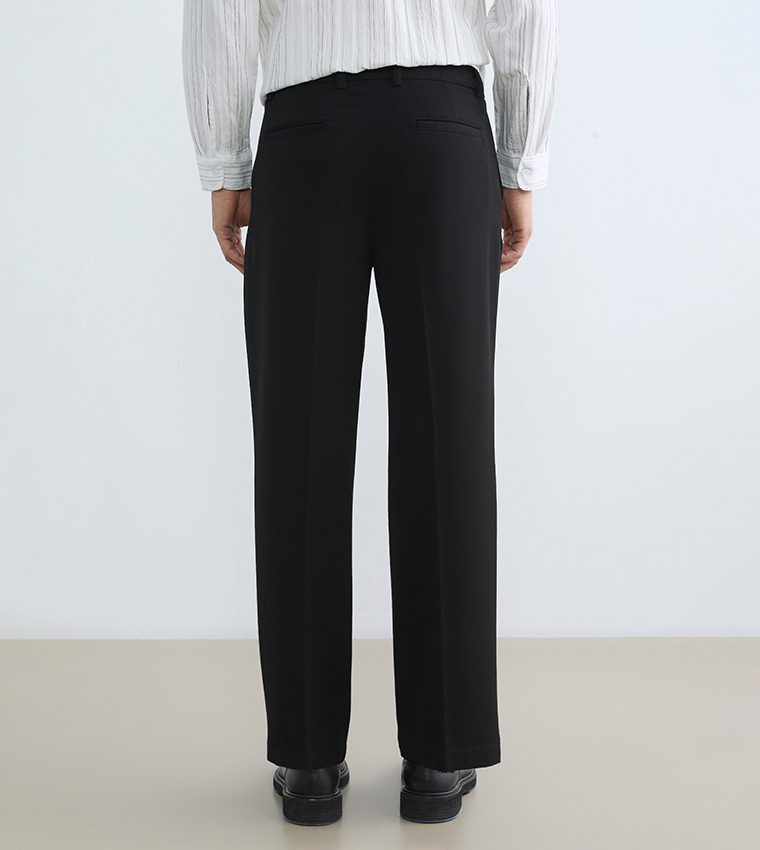 بنطلون سادة بقصة مريحة 