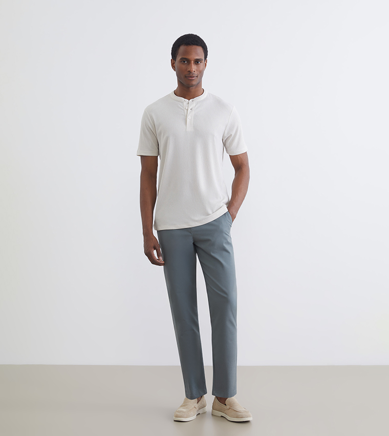 Mid Rise Slim Fit Woven Trousers