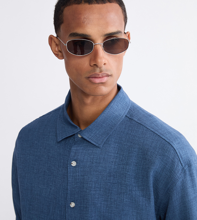Solid Relaxed Fit Long Sleeves Shirt