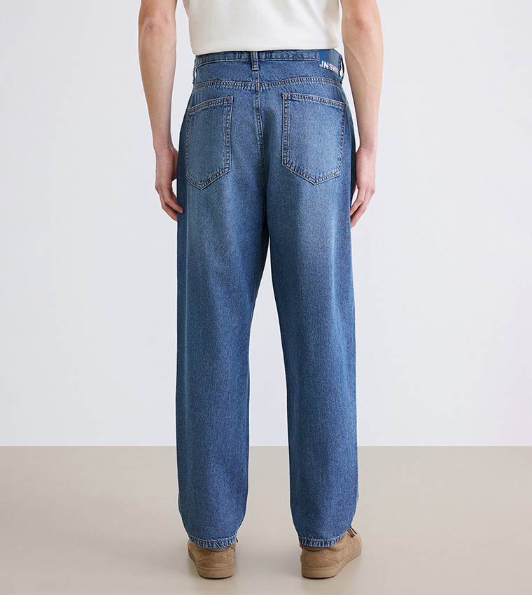 800 Washed Balloon Fit Jeans