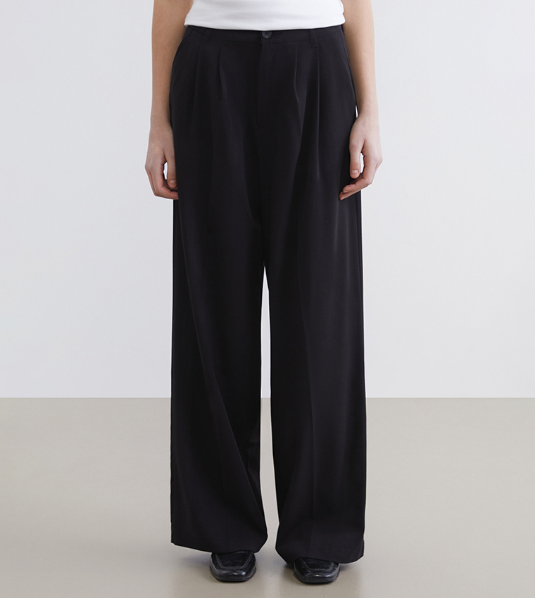 Pleated Wide Leg Trousers