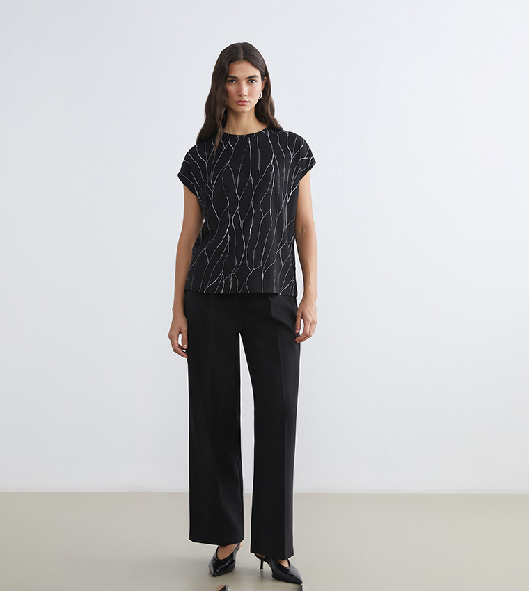 Patterned Short Sleeves Top