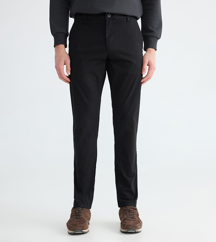 Solid Mid Rise Slim Fit Chinos