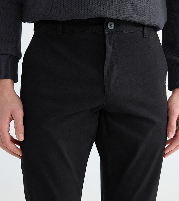 Solid Mid Rise Slim Fit Chinos