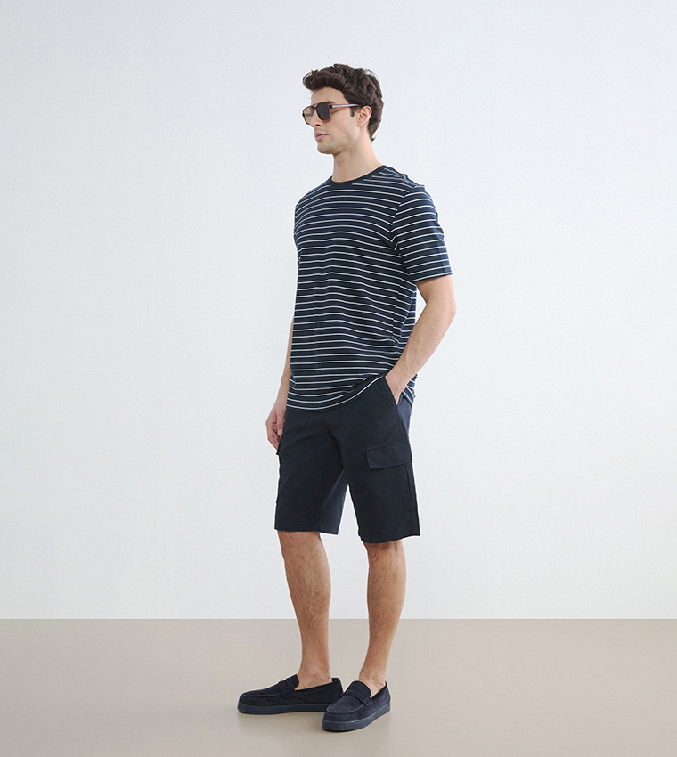 Buy LC Waikiki Solid Loose Fit Cargo Shorts In Navy | 6thstreet Kuwait