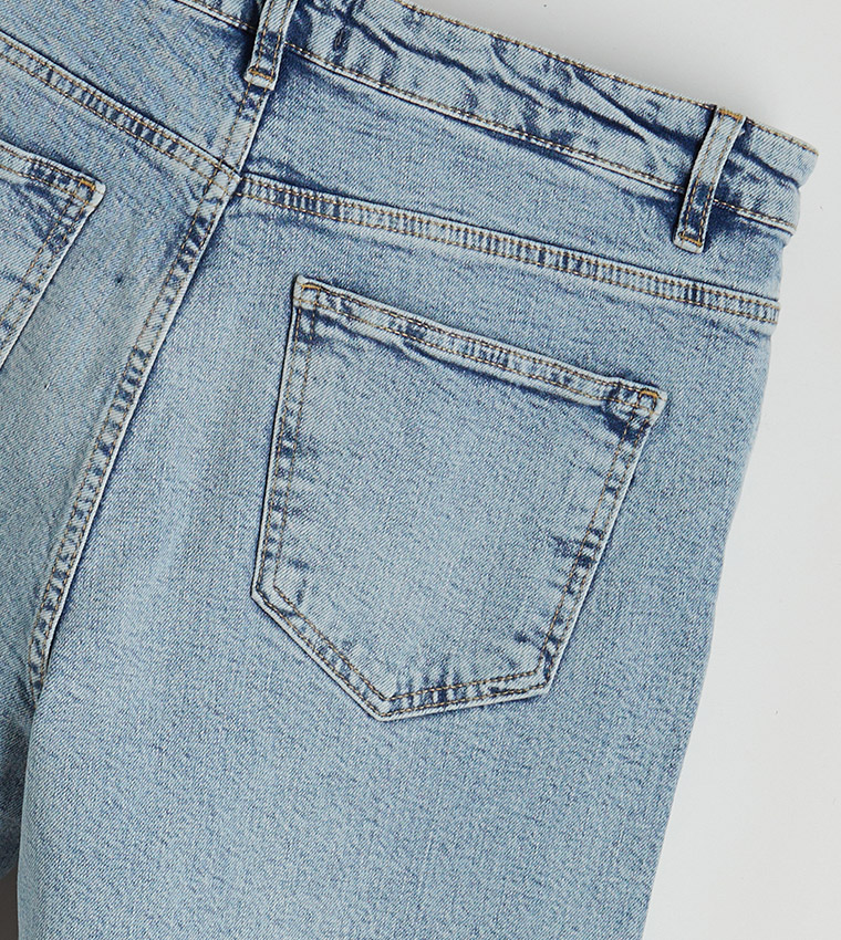 710 Washed Regular Fit Jeans