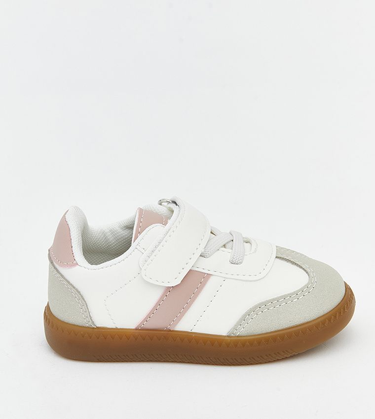 سنيكرز شبه شامواه بحزام فليكرو 