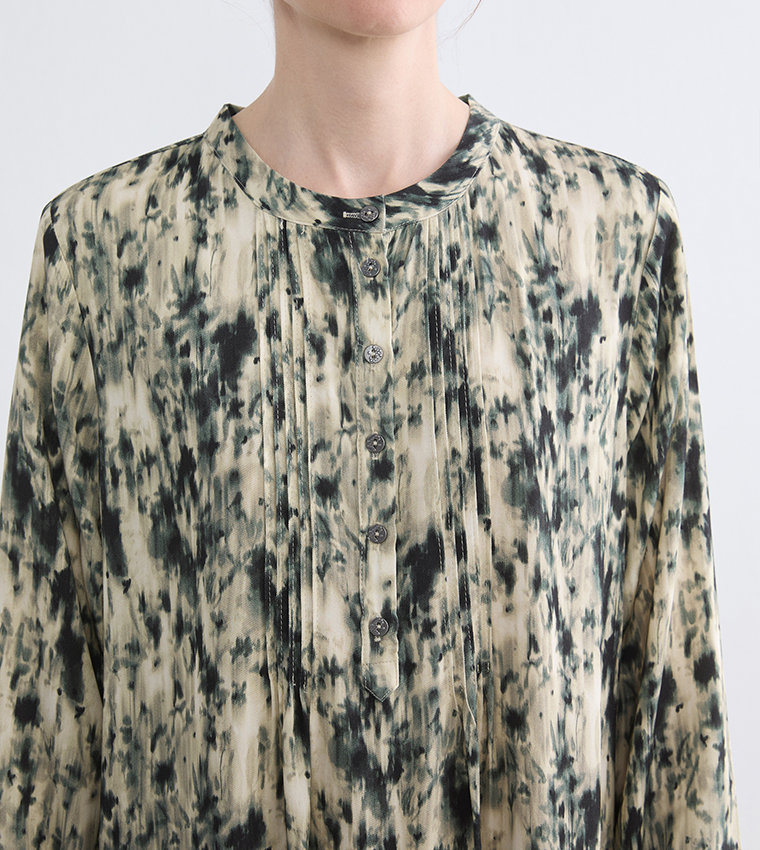 فستان ميداكسي بقبة ماندرين بنقشة