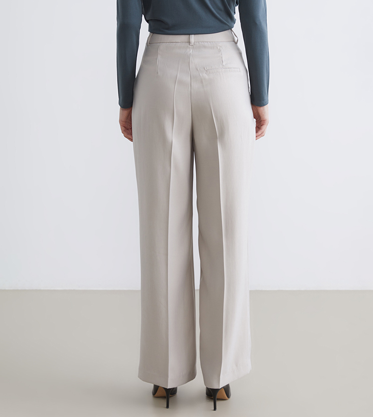 Solid Mid Rise Woven Trousers
