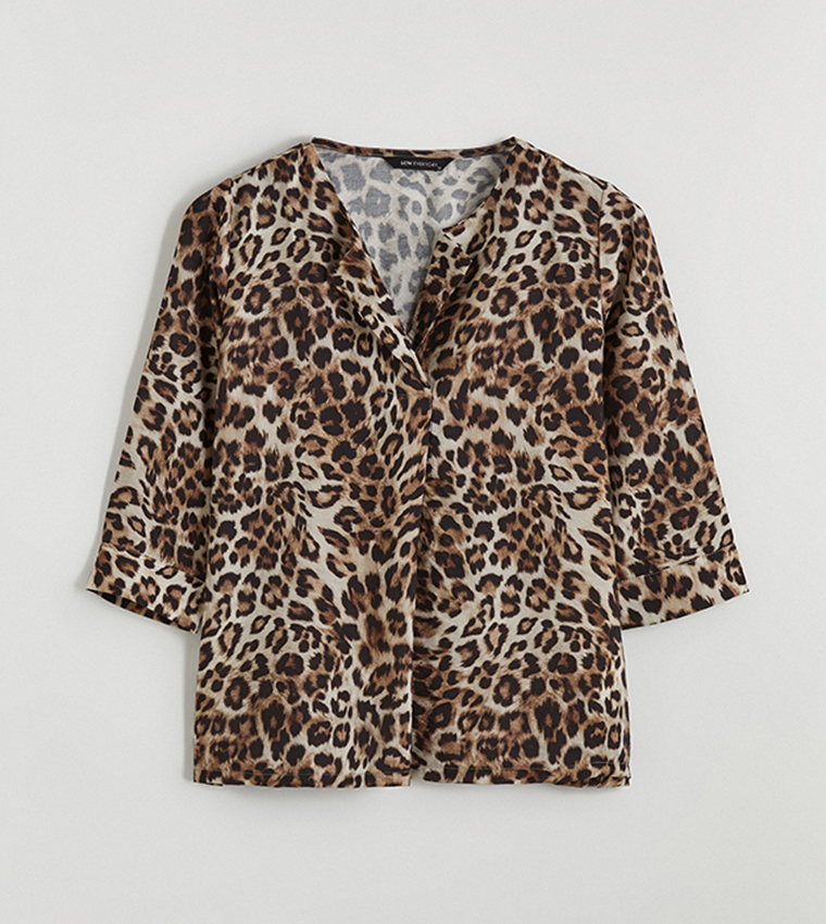 Leopard Print V-Neck Top
