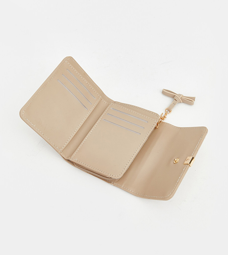 Solid Tri-Fold Wallet