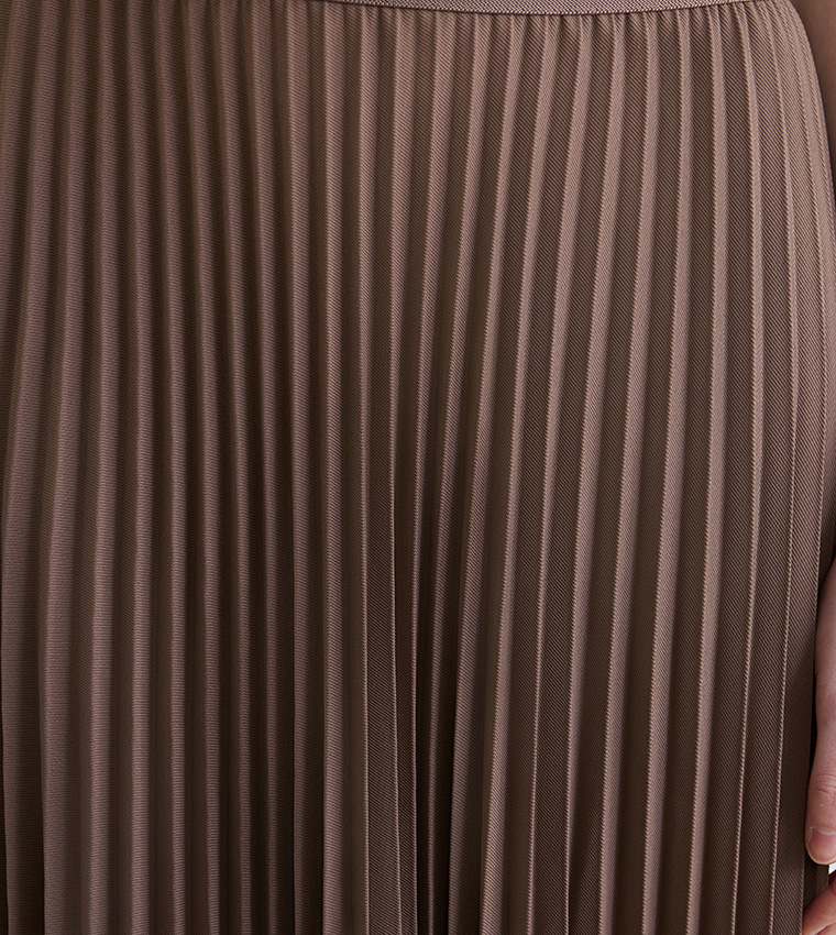 Elastic Waist Pleated Maxi Skirt