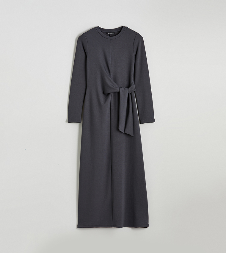 فستان ميدي سادة 