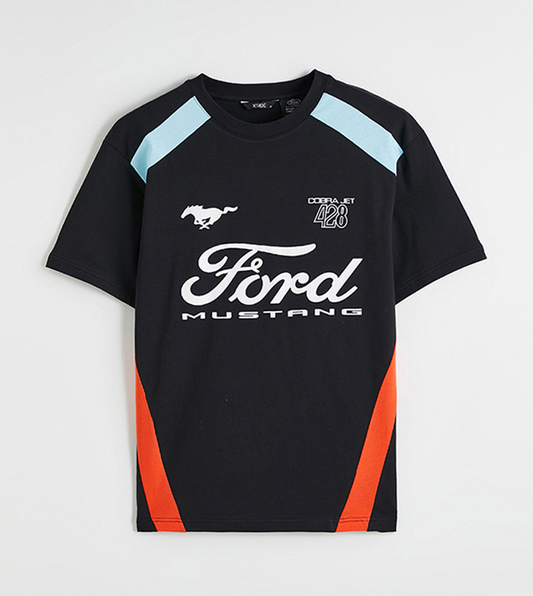 تيشيرت بقبة مستديرة بطبعة فورد