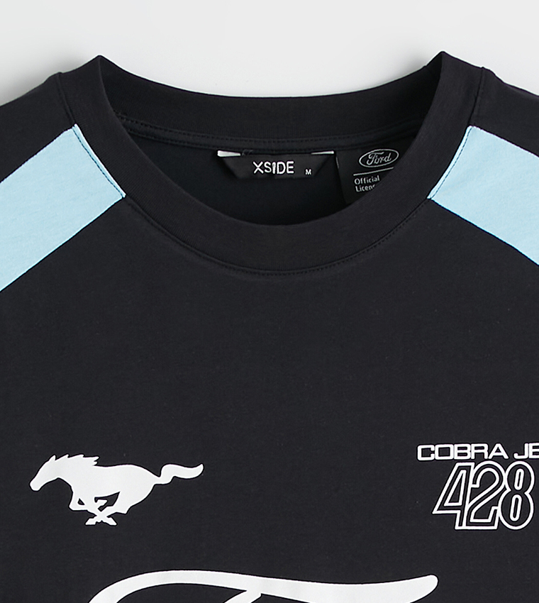 تيشيرت بقبة مستديرة بطبعة فورد