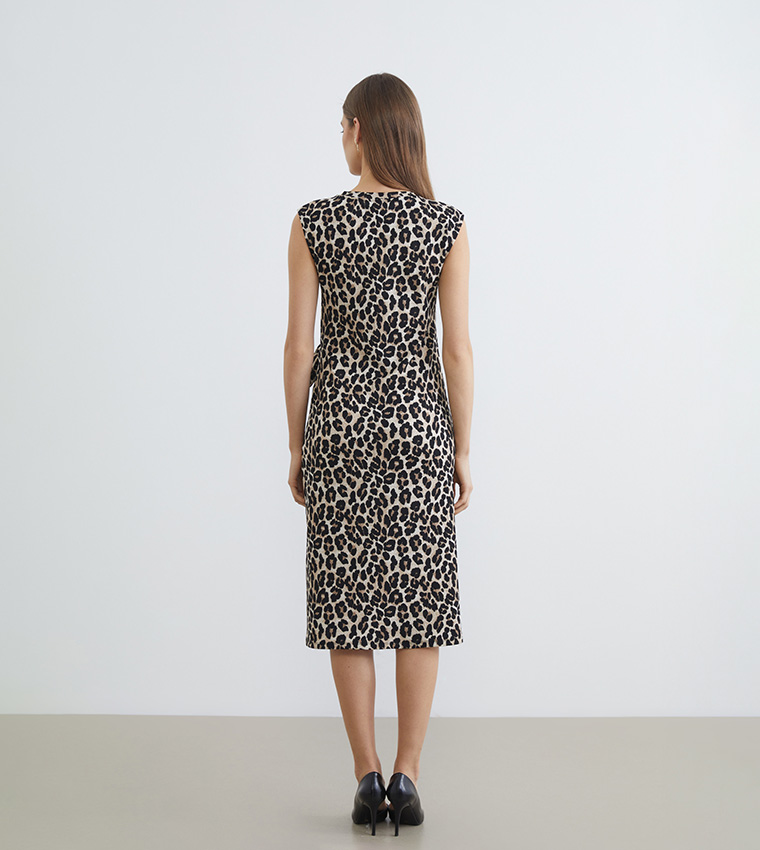Leopard Print Sleeveless Midi Dress