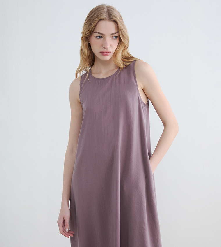 Pocket Detail Sleeveless Crew Neck A-Line Midi Dress