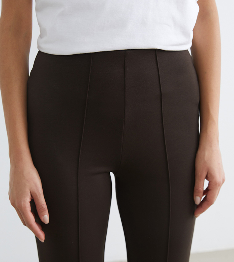 بنطلون رياضة واسع سادة بخصر مرن 