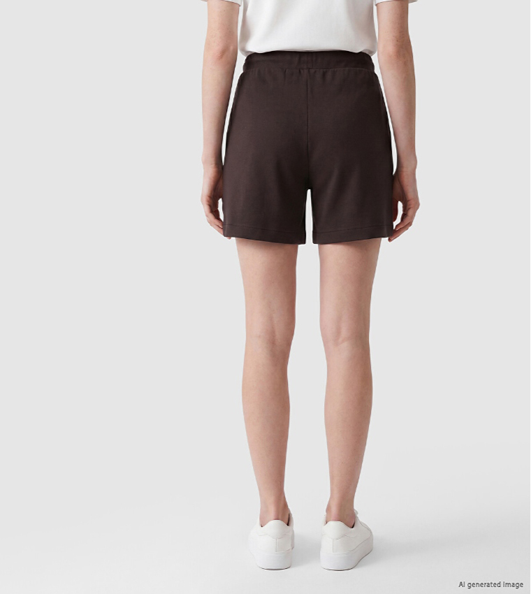 Solid Drawstring Casual Shorts