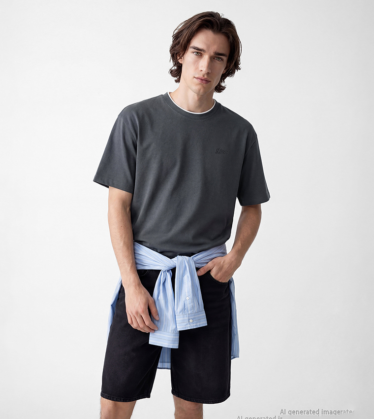 Embroidered Crew Neck T-Shirt