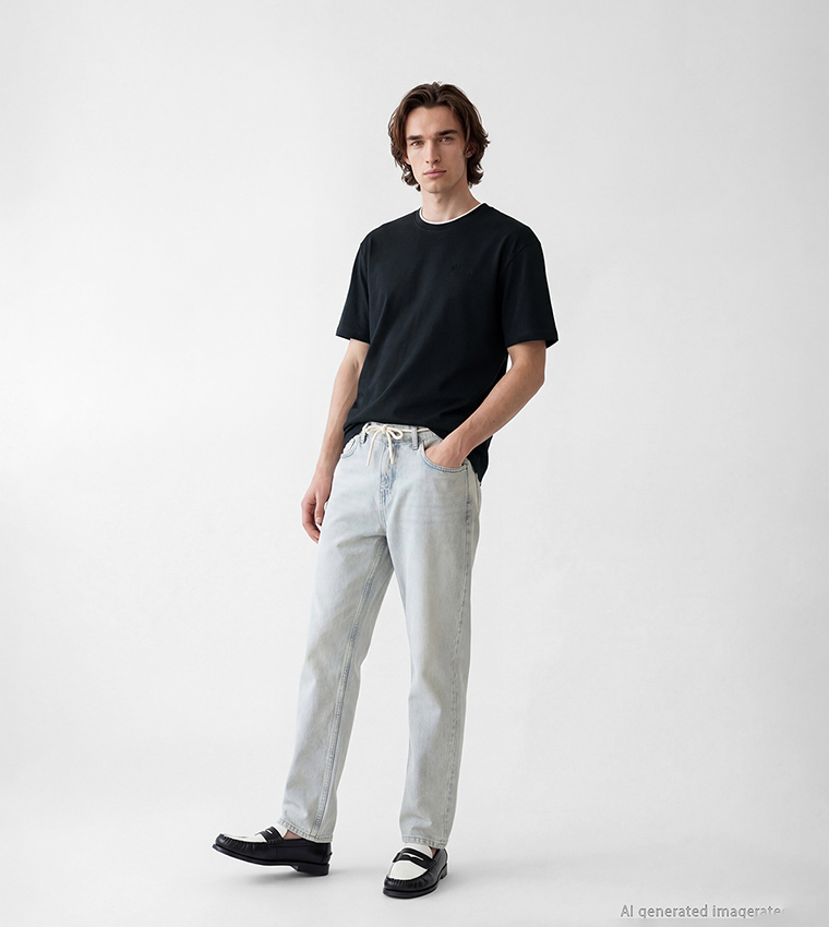 Embroidered Crew Neck T-Shirt