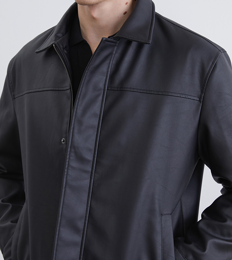 Solid Zipper Collared Casual Jacket