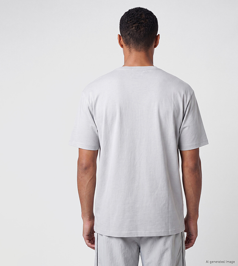 اٍل سي واي كيكي  تيشيرتات بياقة دائرية  - رمادي Round Neck T-Shirts